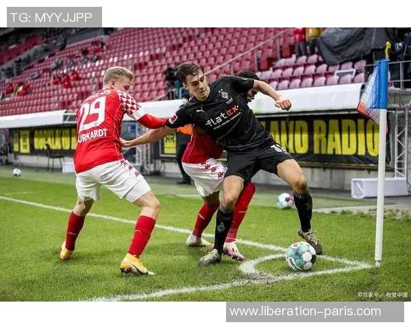 热刺狂胜拜仁四球大捷补时进球点燃全场激情瞬间解析