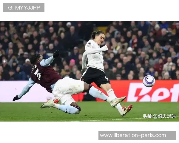 英超激战曼联大胜尤文图斯全场沸腾瞬间回顾精彩集锦