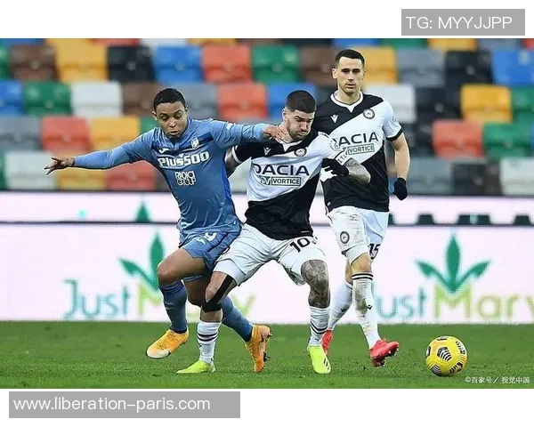 足总杯国米逆转里昂争议判罚引发全场热议与球迷怒火