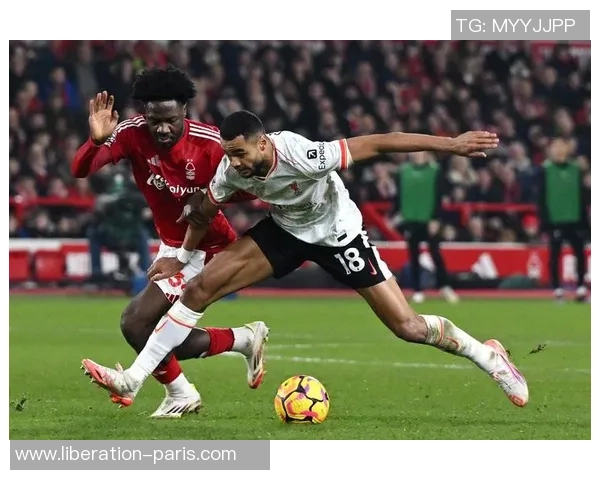 足总杯精彩对决曼城与利物浦战成平局引发全场热议